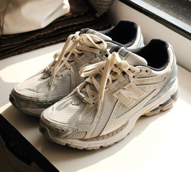 Pastel Shades Cover the Latest New Balance 1906R from KITH Grailify